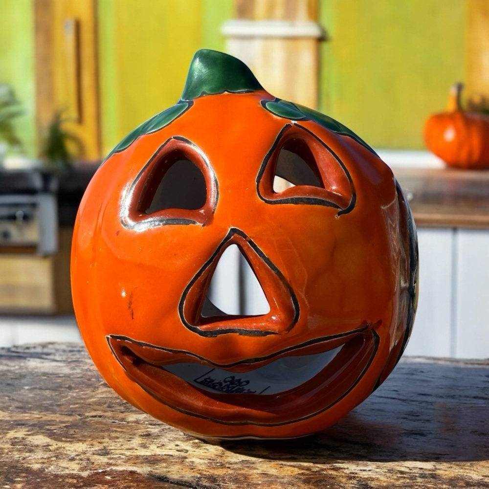 HAND-PAINTED TALAVERA PUMPKIN JACK-O’-LANTERN – MADE IN MEXICO